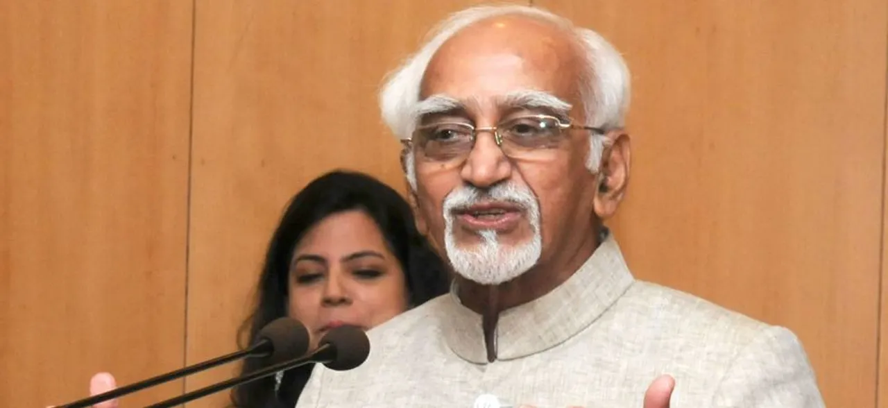 लिंचिंग पर बोले हामिद अंसारी, कानून व्यवस्था को न लें अपने हाथ में