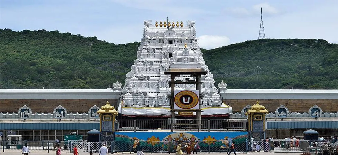 इतिहास में पहली बार तिरुपति वेंकटेश्वर मंदिर होगा बंद, छह दिनों तक भक्त नहीं कर पाएंगे दर्शन
