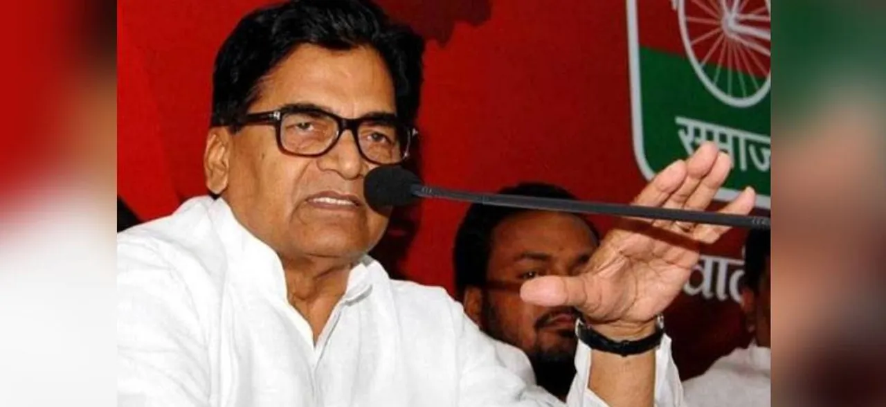 महिलाओं के साथ बढ़ रहे अपराधों पर लोगों को भटका रहे हैं पीएम मोदी: SP