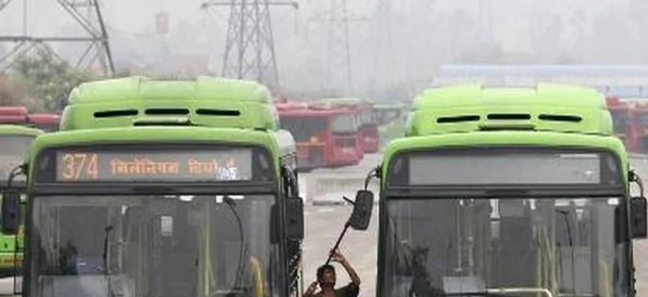 दिल्ली सरकार दिव्यांगों की सुविधा के लिए स्टैंडर्ड फ्लोर बसों में हाईड्रोलिक लिफ्ट लगाने पर कर रही विचार