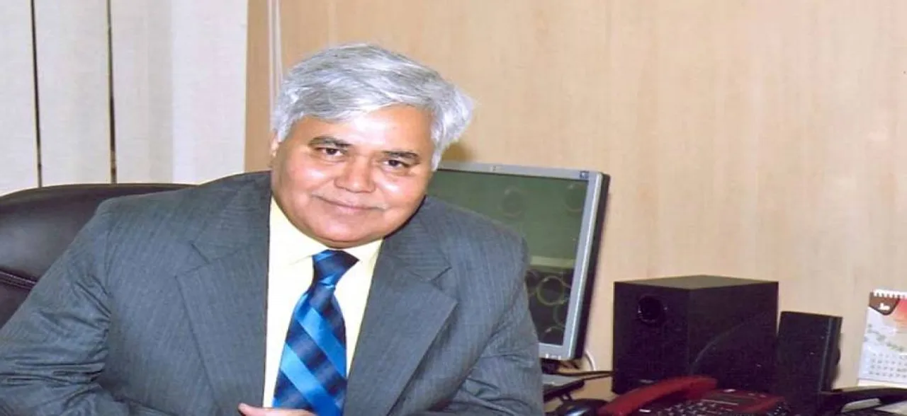TRAI चीफ ने आधार को लेकर दी ये चुनौती, तो लीक हो गया उनका डेटा