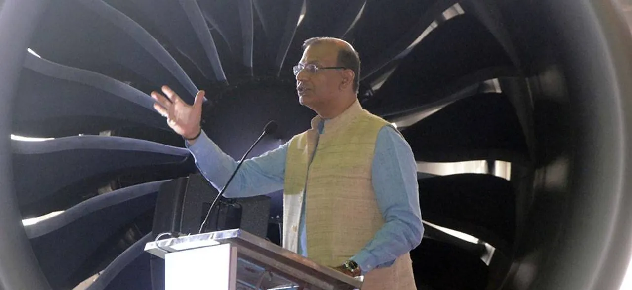 एयर इंडिया को बीच भंवर में छोड़ने का कोई विचार नहीं, फिलहाल विनिवेश असंभव: जयंत सिन्हा