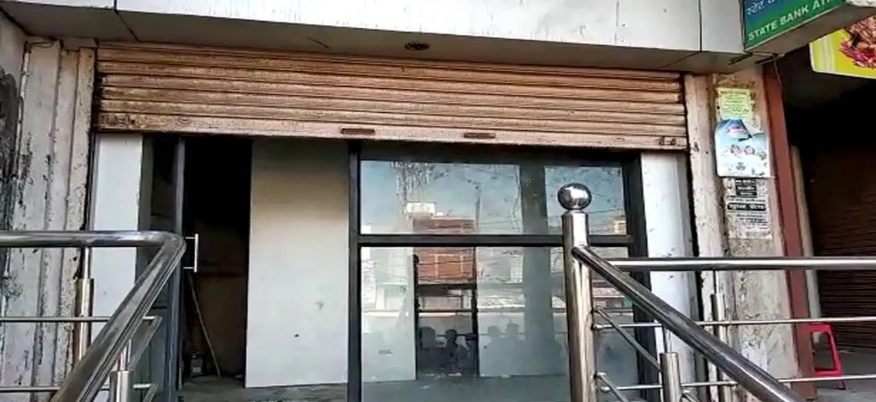 नीतीश राज में चोरों के हौसले बुलंद, एटीएम मशीन को उखाड़ ले गए अपने साथ
