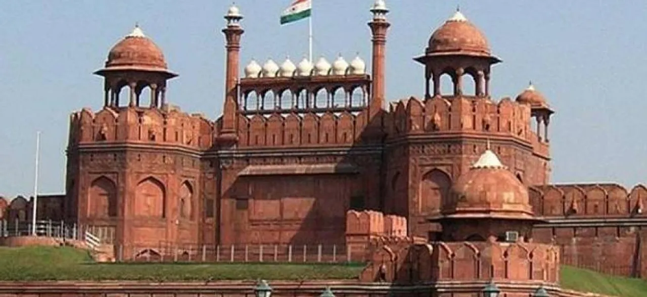 15 अगस्त को दिल्ली के लाल किले पर हो सकता है आतंकी हमला, अलर्ट जारी