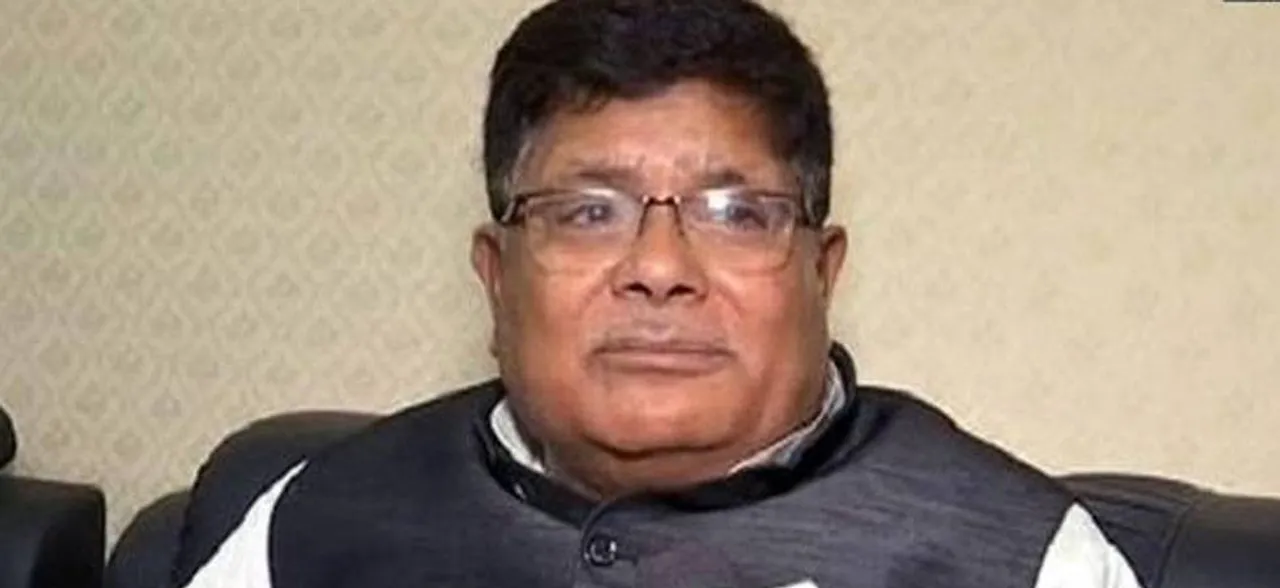मुजफ्फरपुर बालिका आश्रय गृह रेप मामले पर संकट में तेजस्वी, नीतीश के मंत्री ने दायर किया अवमानना केस