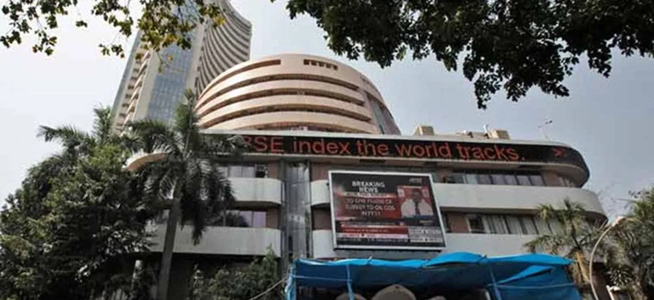 Stock Market: रिकॉर्ड ऊंचाई पर बाजार, पहली बार सेंसेक्स 38600 के पार, Nifty ने छुआ 11650 का आंकड़ा