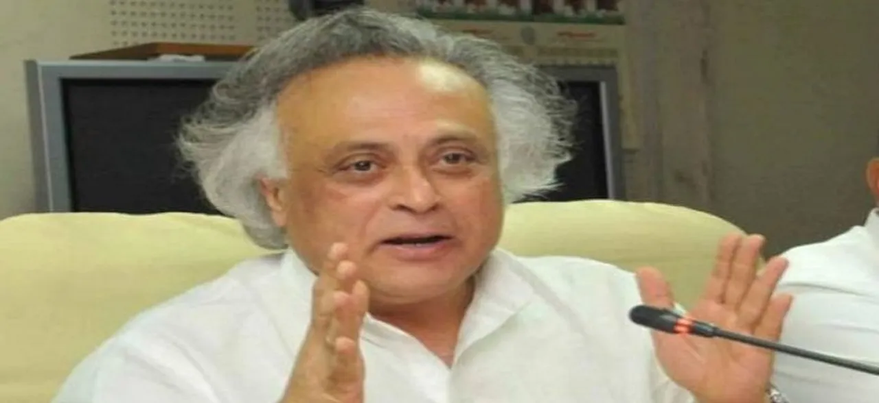 मोदी सरकार GSPC को दिवालिया घोषित होने से बचा रही है : जयराम रमेश