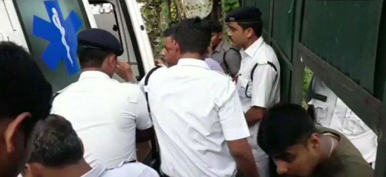 कोलकाता में 14 नवजात बच्चों का शव नहीं, प्लास्टिक बैग्स में केवल मेडिकल वेस्ट: पुलिस