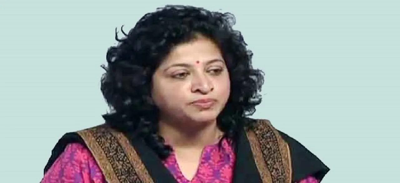 शिवराज के आरोपों पर कांग्रेस ने किया पलटवार, कहा- सहानुभूति के लिए बीजेपी ने खुद फिकवाए रथ पर पत्थर