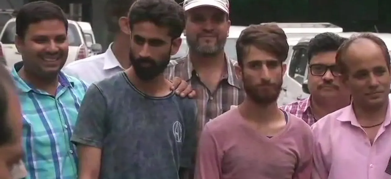 दिल्ली :  लाल किले के पास से ISIS के 2 आतंकवादी गिरफ्तार, इस मकसद से आए थे यहां