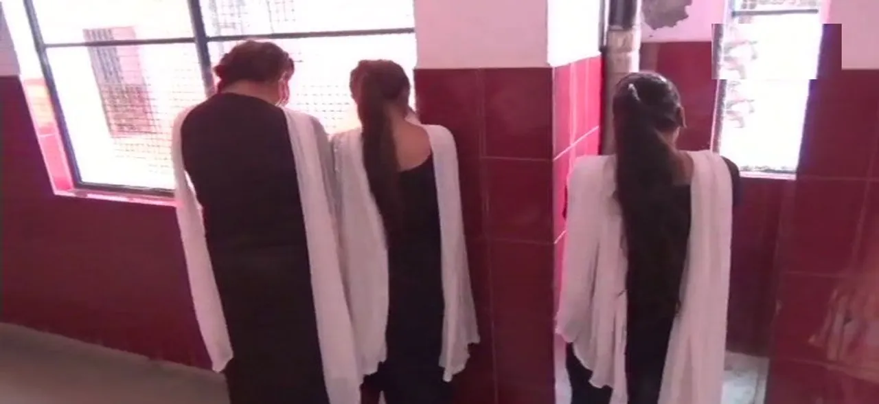 यूपी में कानून-व्यवस्था की खुली पोल,3 छात्राओं को अगवा करने की कोशिश