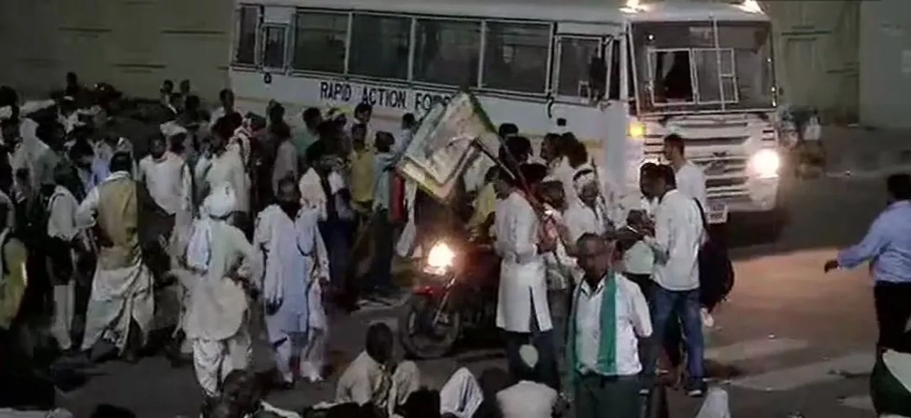 क्रांति यात्राः दिल्ली बॉर्डर पर डटे किसान, गाजियाबाद में स्कूल बंद