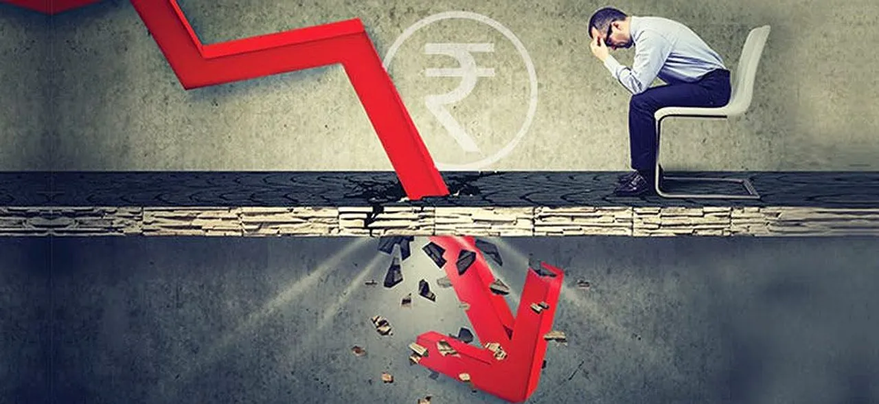 डॉलर के मुकाबले रुपया रिकॉर्ड लो पर, 73.77 के स्‍तर तक पहुंचा