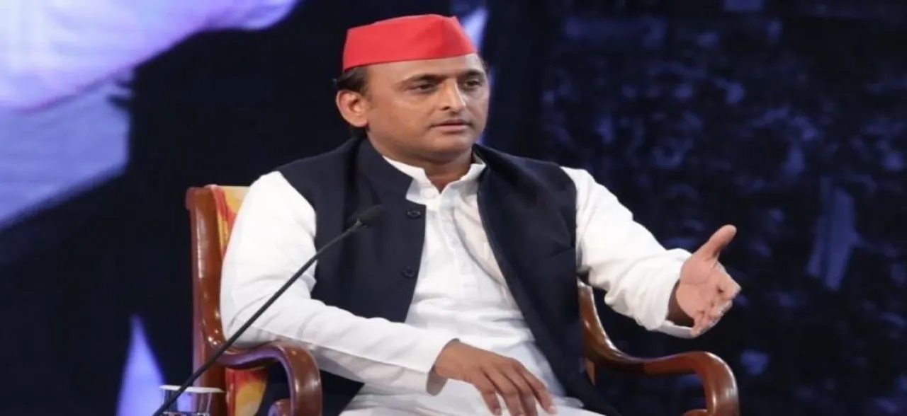 गुजरात में बिहार-यूपी के लोगों के पलायन पर इस प्रकार फूटा अखिलेश यादव का गुस्सा