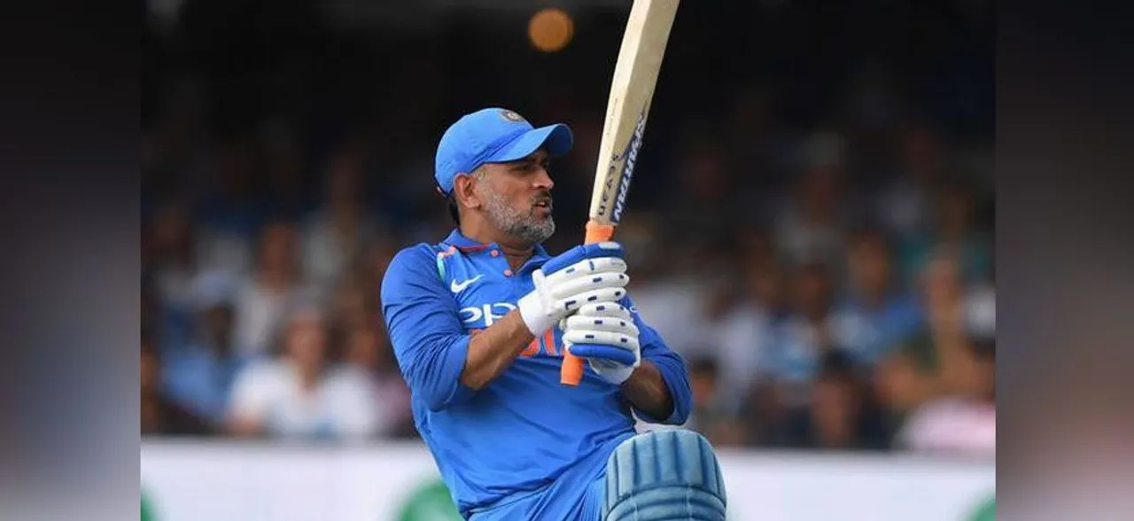 Vijay Hazare Trophy में धोनी ने किया खेलने से इंकार, चयन समिति पर फिर उठे सवाल