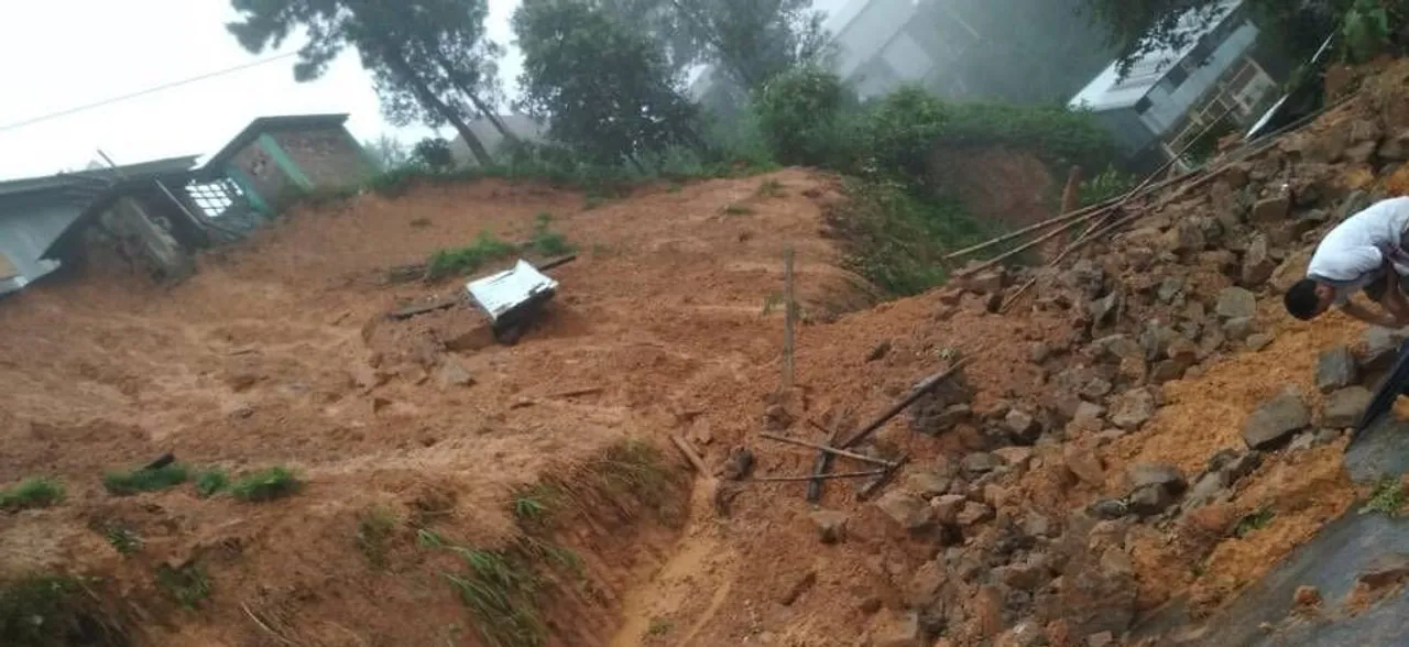 बांग्लादेश कुदरत का कहर, भूस्खलन से एक बच्चा सहित 4 की मौत