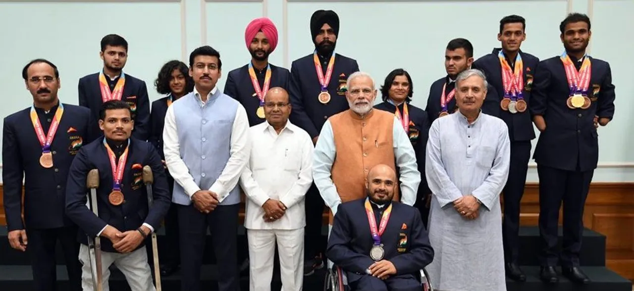 Para Asian Games 2018: पैरा खिलाड़ियों को खेल मंत्री राज्यवर्धन सिंह राठौड़ ने किया सम्मानित, बताया - देश के असली हीरो