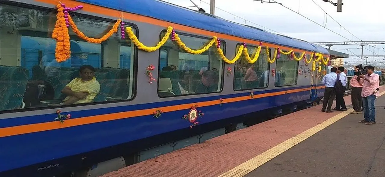IRCTC: त्‍योहारों पर नहीं होगी सीटों की दिक्‍कत, Indian Railways लगा रहा अतिरिक्‍त कोच