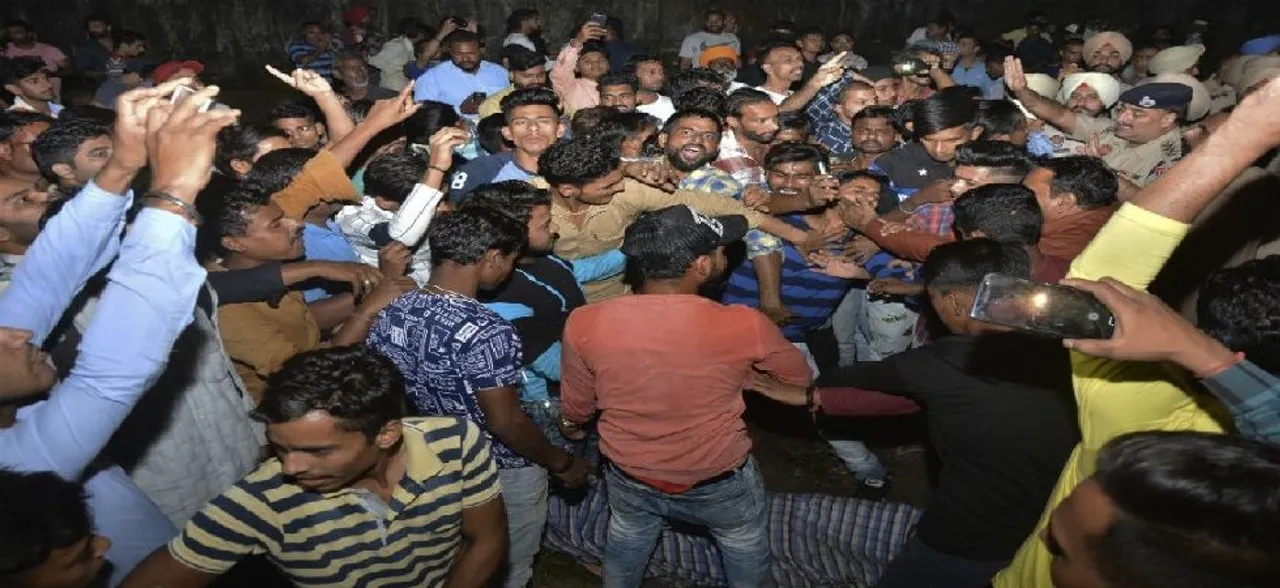 अमृतसर रेल हादसा : पीड़ित परिवार ने सुनाई अपनी आपबीती, सुनकर कांप जाएगी रूह