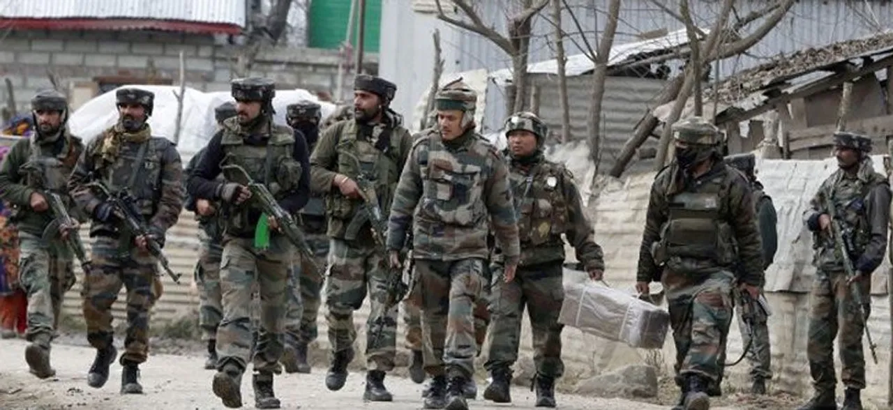 जम्मू-कश्मीर : सोपोर में आतंकियों और सुरक्षाबलों के बीच मुठभेड़ में 2 आतंकी ढ़ेर, 1 जवान शहीद
