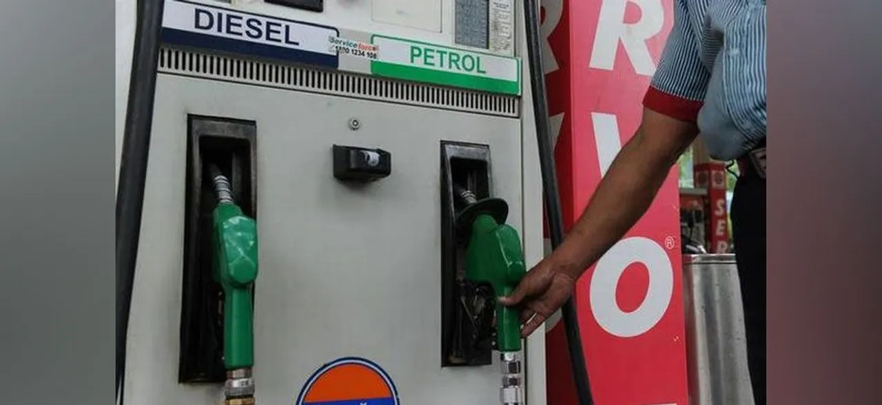 Petrol Diesel price: पेट्रोल-डीजल के दामों में लगातार गिरावट जारी, जानें आज के रेट