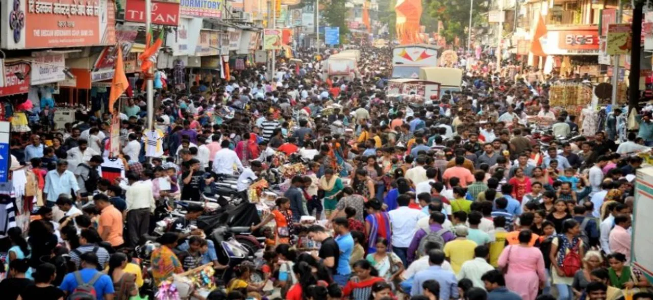 धनतेरस पर सोने-चांदी की खरीदारी सुस्त, पिछले साल के मुक़ाबले 40 फीसदी की कमी