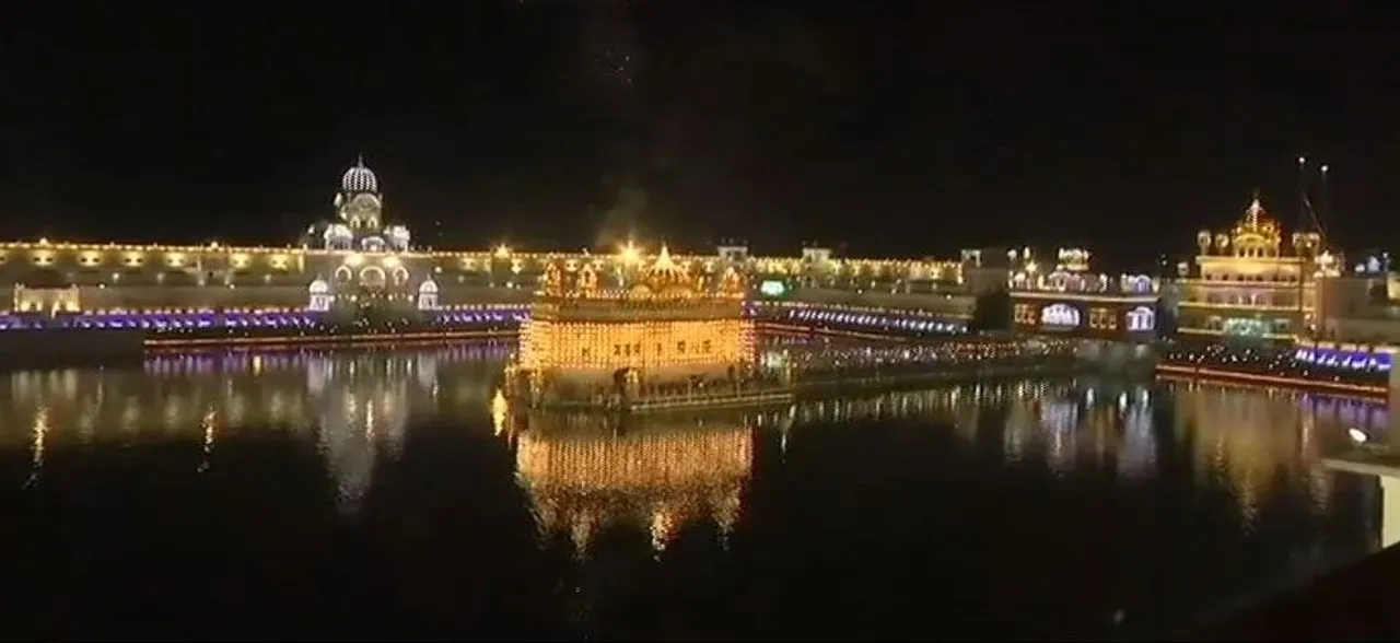 देश भर में कैसे मनाया गया दीपों का त्‍योहार, ऐसी तस्वीरें जो आपको देखनी चाहिए