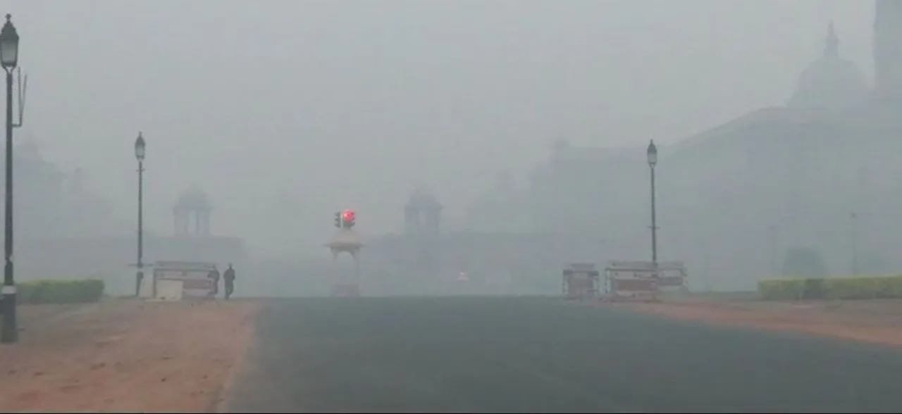 दिवाली के जश्न में दिल्ली-NCR का घुटा दम, एयर क्वालिटी इंडेक्स खतरनाक स्तर के पार