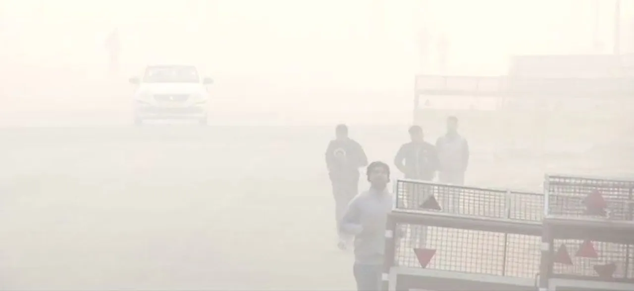 Air Pollution: दिल्ली में बढ़ा 6 गुना वायु प्रदूषण, अब तक जल चुके हैं 50 लाख किलो पटाखे