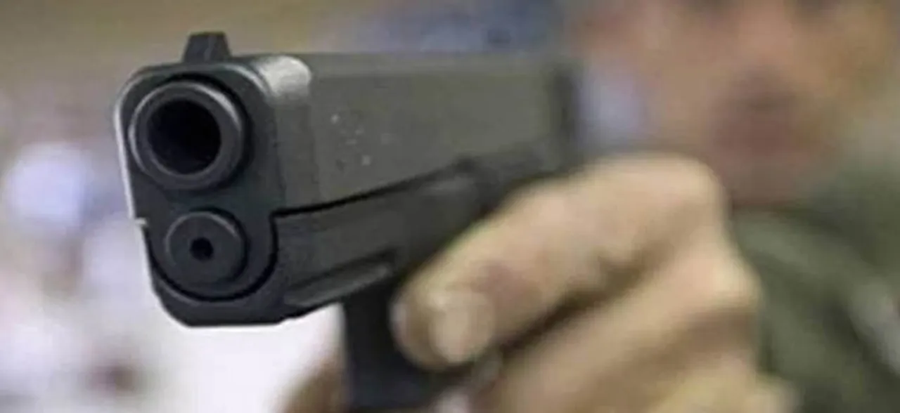 बिहार: बेगूसराय में अपराधी बेखौफ, घर में घुसकर बाप-बेटी को गोलियों से भूना
