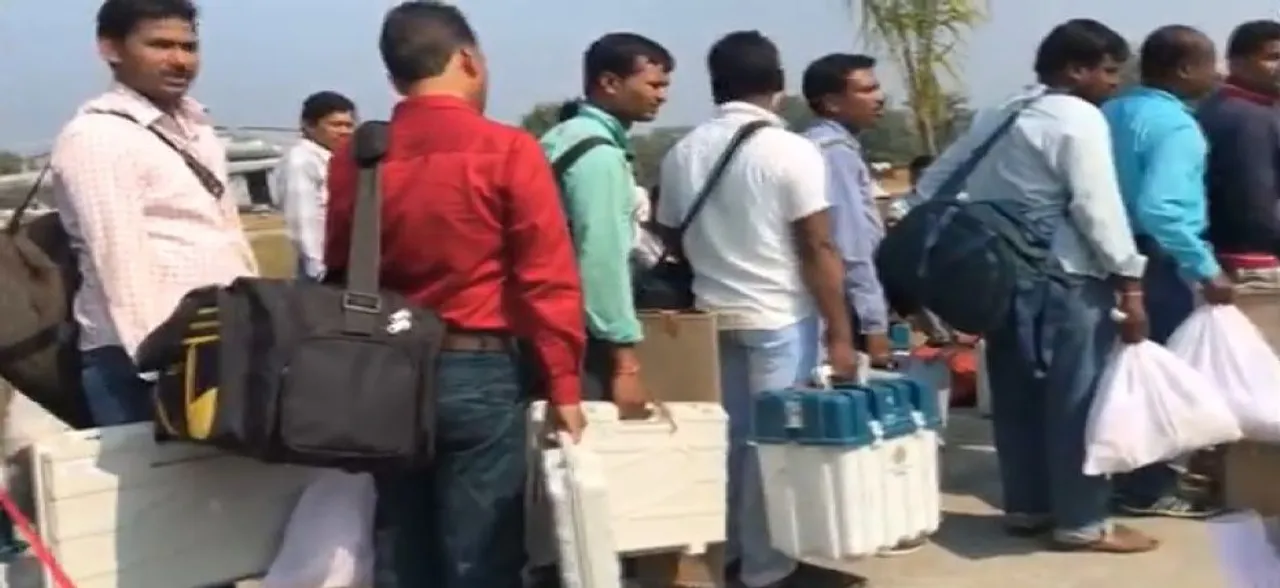 छत्‍तीसगढ़ विधानसभा चुनाव : पहले चरण का चुनाव प्रचार खत्‍म, पोलिंग पार्टियां रवाना