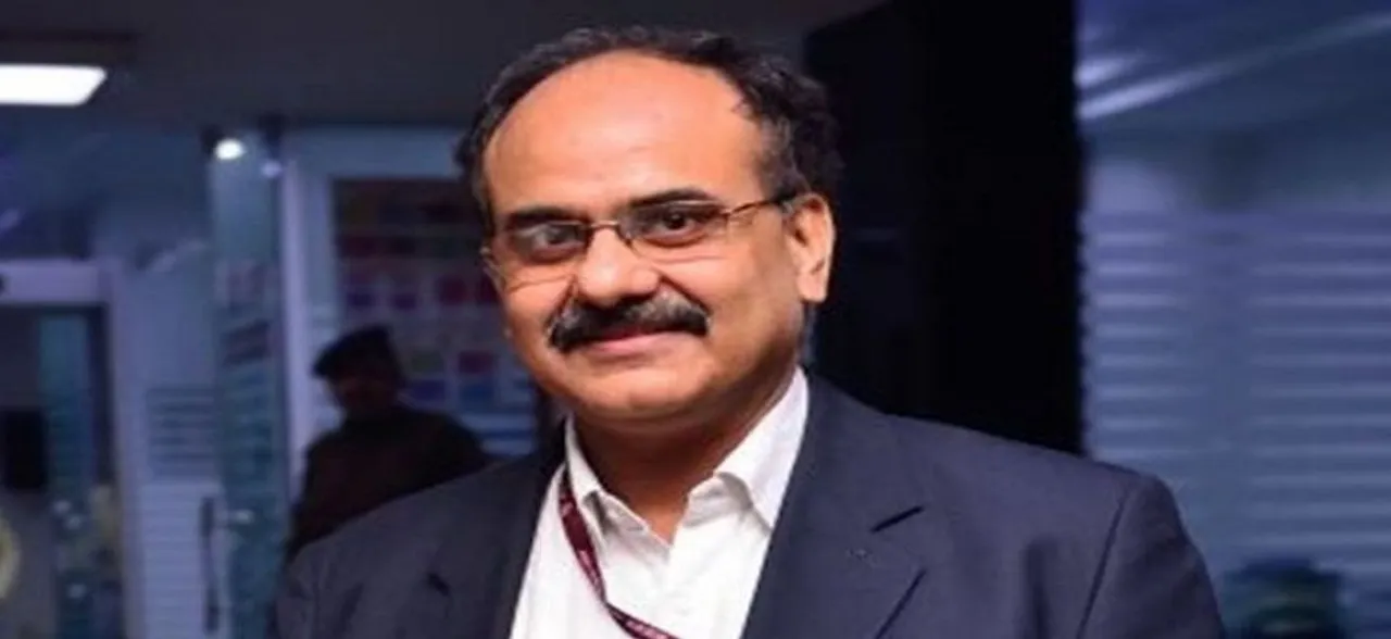 UIDAI सीईओ अजय भूषण पांडे वित्त सचिव नियुक्त, हसमुख अधिया 30 नवंबर को होंगे सेवानिवृत्त