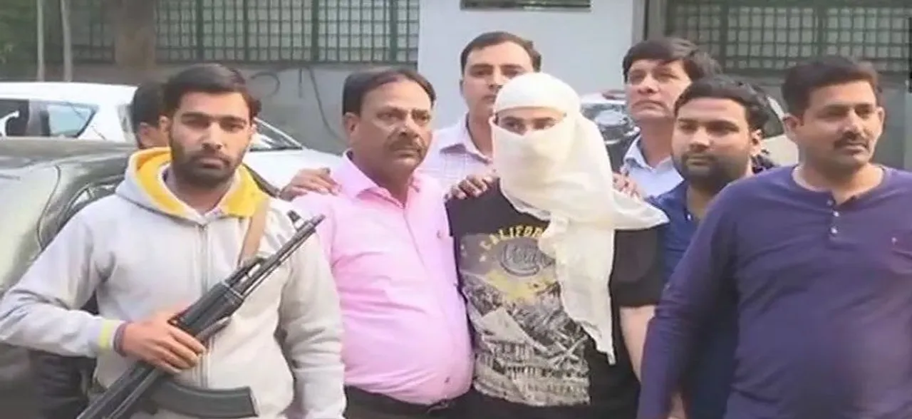 दिल्ली पुलिस ने पुलवामा में सब-इंस्पेक्टर की हत्या मामले में हिज्बुल आतंकी को किया गिरफ्तार