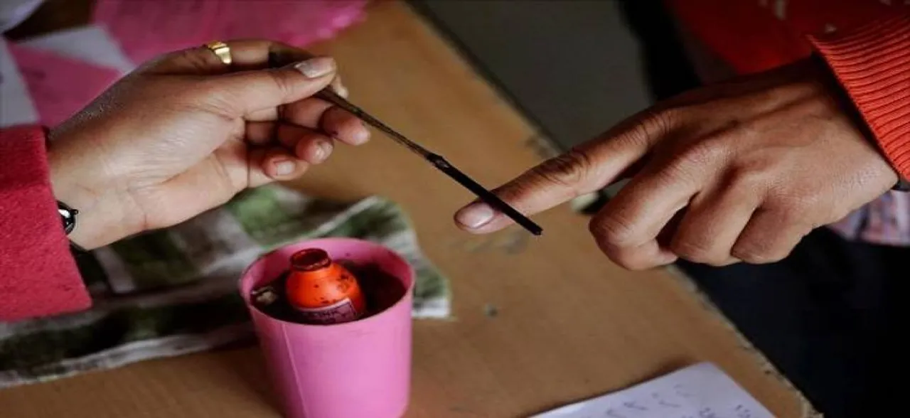 जम्मू-कश्मीर: 7वें चरण के पंचायत चुनाव में हुई रिकॉर्ड वोटिंग, 75.3% लोगों ने डाले वोट