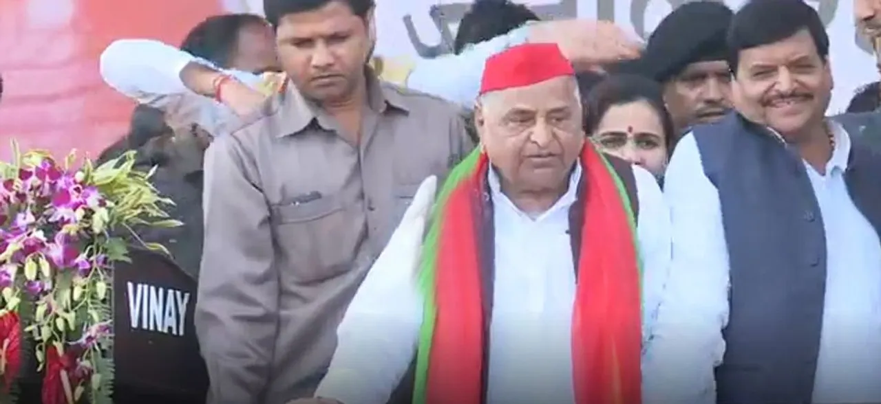 प्रगतिशील समाजवादी पार्टी की पहली बड़ी रैली में शिवपाल सिंह यादव संग मंच पर पहुंचे मुलायम सिंह