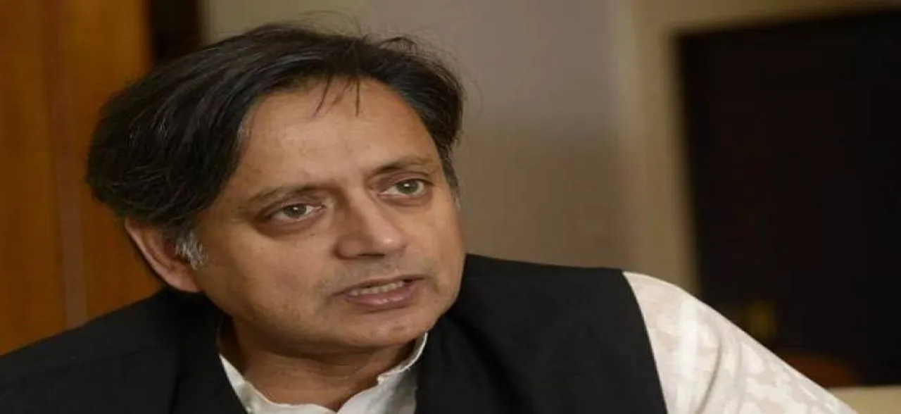 बिच्छू विवाद : शशि थरूर ने रविशंकर प्रसाद के खिलाफ दर्ज करवाया मानहानि का मुकदमा
