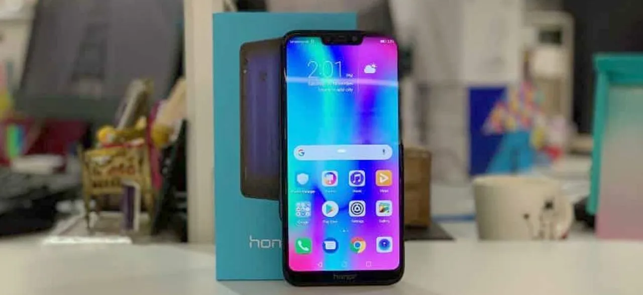 Honor 8C की अमेज़न पर शुरू हुई बिक्री, Realme U1 से है टक्कर, जाने क्या है कीमत