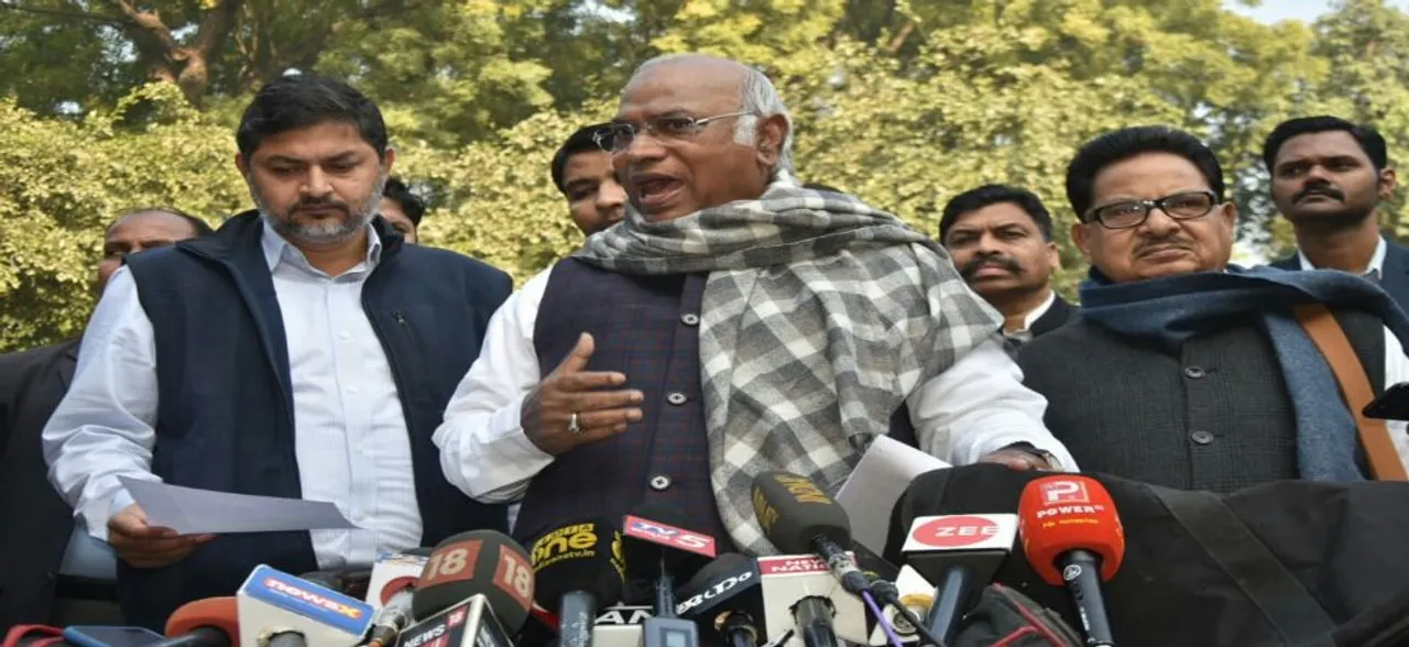 राफेल डील : सुप्रीम कोर्ट के फैसले के बाद फिर हमलावर हुई कांग्रेस, मल्लिकार्जुन खड़गे बोले - कोर्ट को गुमराह किया गया
