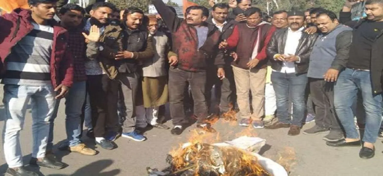 चुनाव जीतते ही राजस्थान में फूंका गया राहुल गांधी का पुतला, वजह जान रह जाएंगे दंग