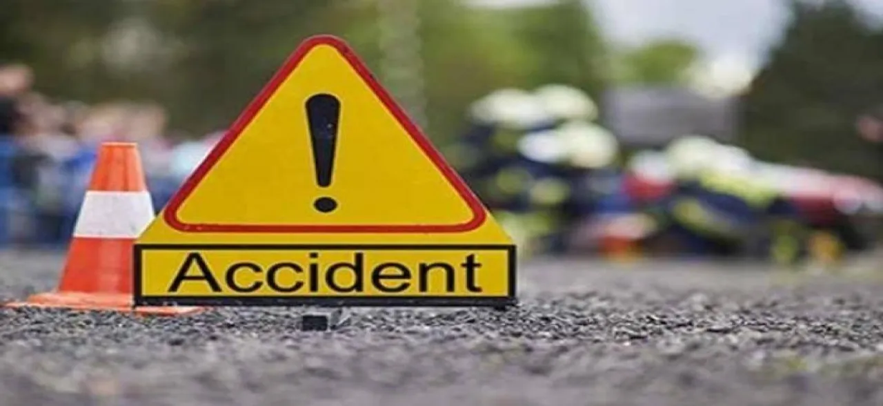 उत्तर प्रदेश : बाराबंकी में स्कार्पियो डिवाइडर से टकराई, 4 की हुई मौत