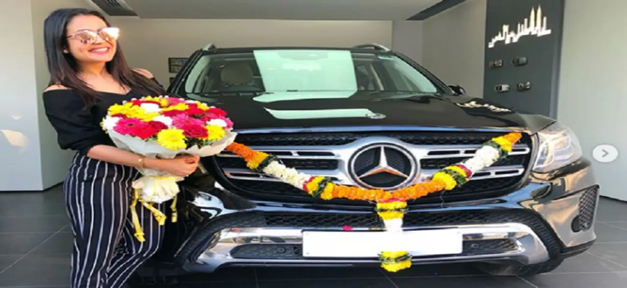एक गाने के इतने रुपये लेती हैं नेहा कक्कड़.. घर-संपत्ति और कार कलेक्शन देख रह जाएंगे दंग