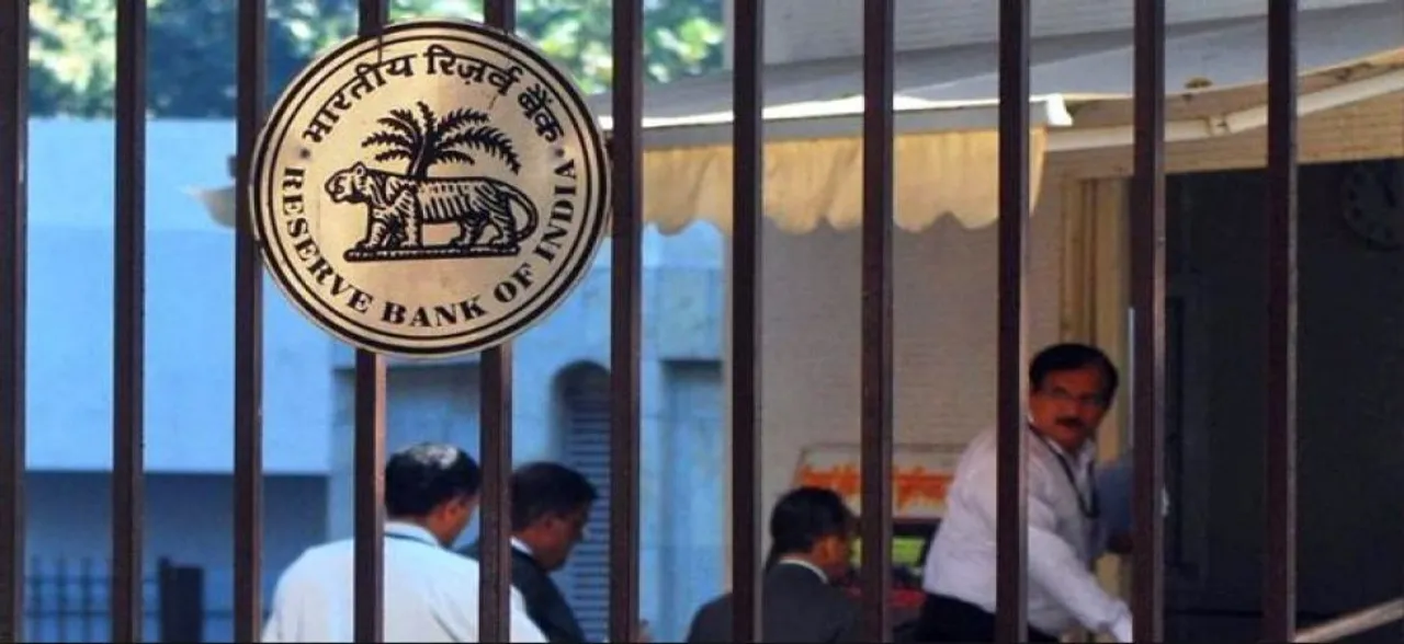 CIC का आदेश, RBI  नोटबंदी के बाद 500 और 2000 रुपये के नोटों की छपाई के आंकड़े करे सार्वजनिक