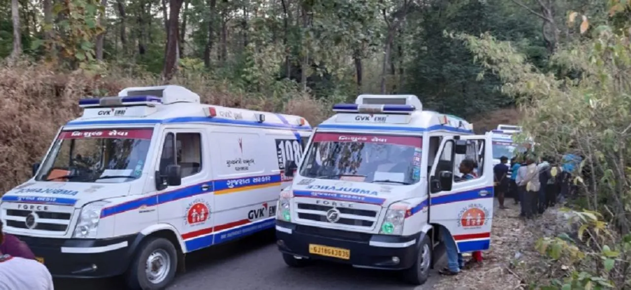 गुजरात : डांग जिले में छात्रों से भरी बस गहरी खाई में गिरी, 5 की मौत, कई घायल