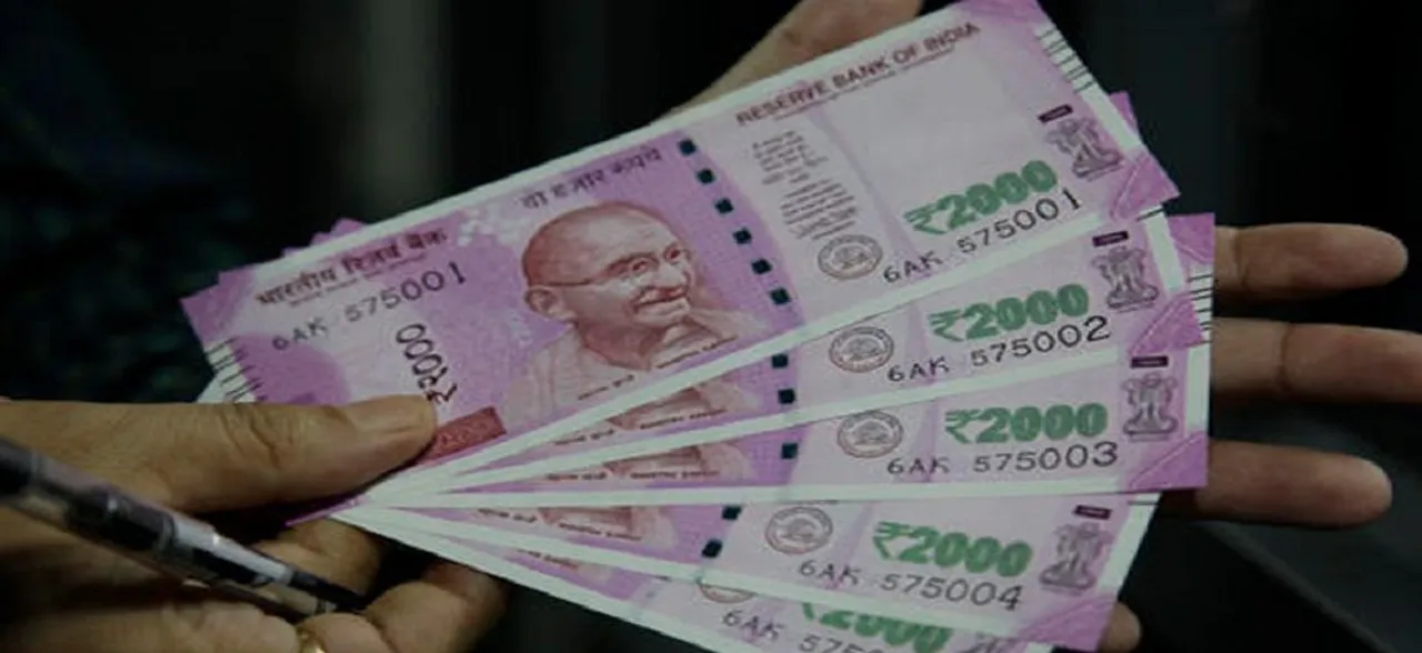 निजी सचिव रिश्वत मामला: स्टिंग केस पर यूपी सरकार ने उठाया सख्त कदम, जांच के लिए SIT गठित