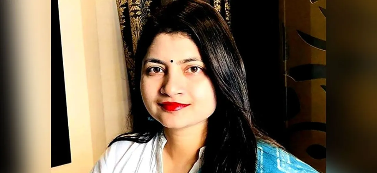 लखनऊ: अवैध खनन मामले में IAS बी. चंद्रकला के आवास पर CBI का छापा, यूपी में 12 जगहों पर भी छापेमारी