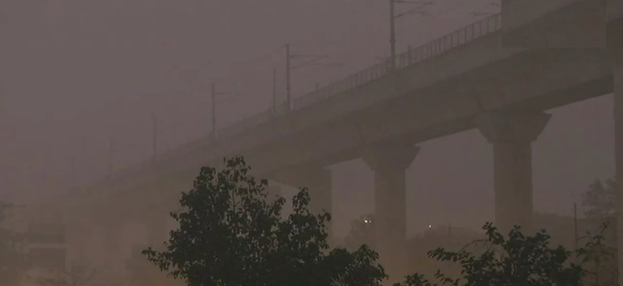 बारिश के बाद भी दिल्ली की हवा नहीं है सांस लेने लायक, जानें क्या है आज राजधानी में हवा की स्थिति