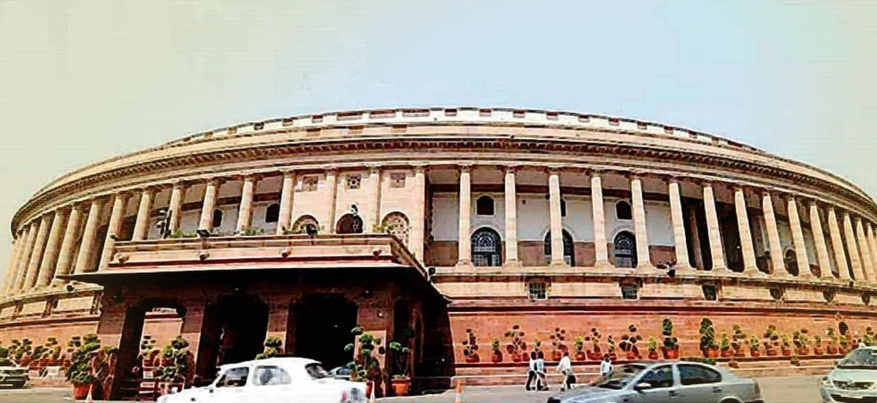 सामान्‍य वर्ग को आरक्षण संबंधी विधेयक लोकसभा में पारित, आज राज्‍यसभा में पेश होगा बिल