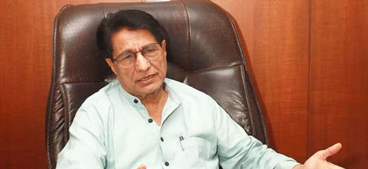 रालोद नेता अजित सिंह ने पीएम नरेंद्र मोदी को बैल, योगी आदित्‍यनाथ को बछड़ा और स्‍मृति ईरानी को जानें क्‍या कहा