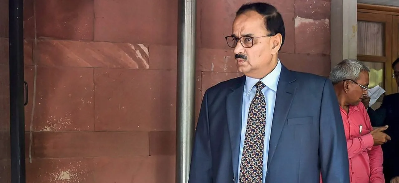 CVC जांच की निगरानी करने वाले जस्टिस पटनायक ने कहा, अलोक वर्मा के खिलाफ भ्रष्टाचार के सबूत नहीं