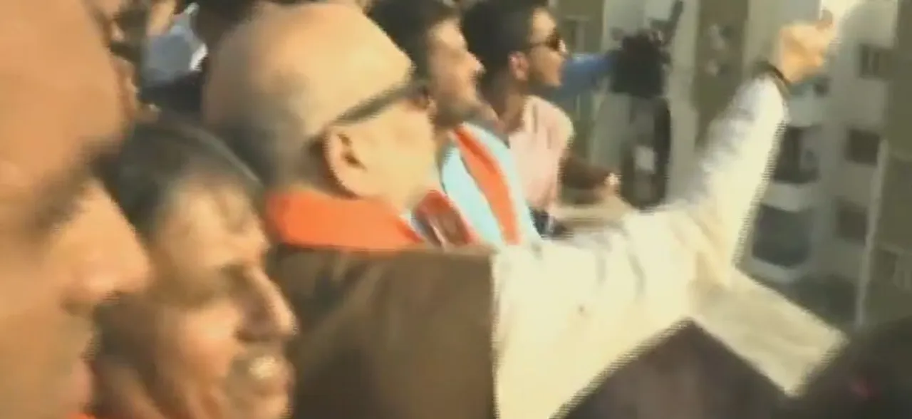 मकर संक्रांति के मौके पर अहमदाबाद में अमित शाह ने उड़ाई पतंग, देखें वीडियो